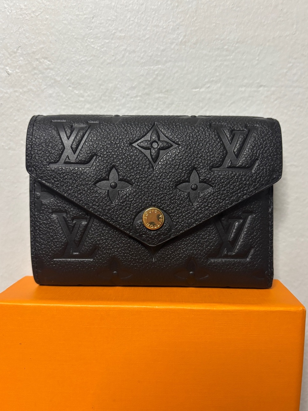 Black wallet